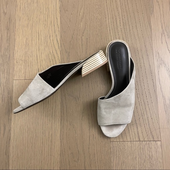 Mercedes Castillo Irene Suede Mules / Slides / Sandals, Sz 37 and Sz 38, Tan - Picture 3 of 6